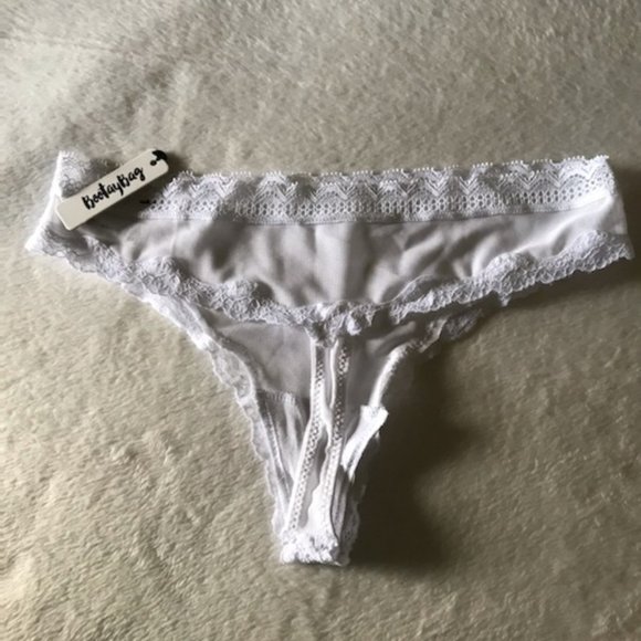 🔸NWT White Floral Lace Thong - Picture 3 of 5
